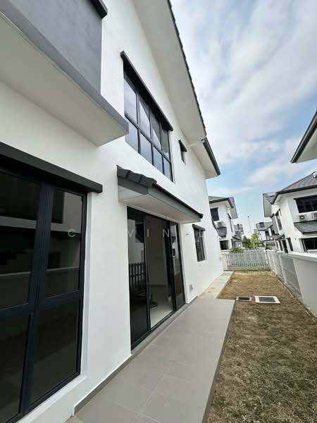 Semi-Detached House for Sale in Setia Alam (Selangor) - Calvin Lim - Exterior - PropertyGuru.com.my
