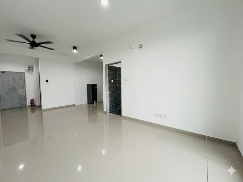 Servis Apartment untuk Disewa di Serviced Residence @ The Louvre @ Country Heights - Zen Law - Living Room - PropertyGuru.com.my