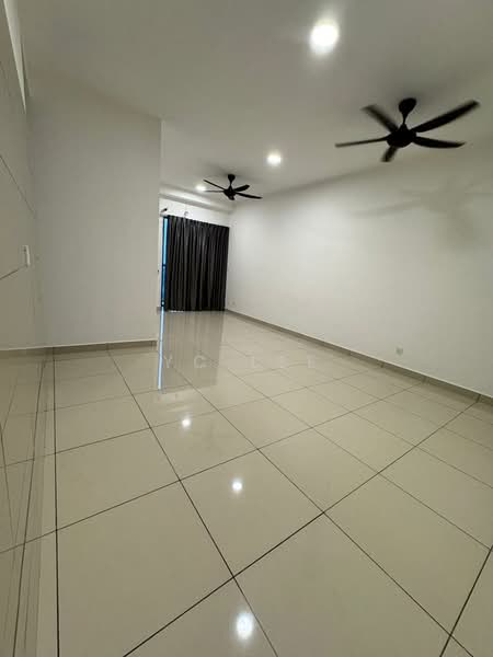 Kondominium untuk Disewa di Residensi Bintang - YC Lee - Living Room - PropertyGuru.com.my
