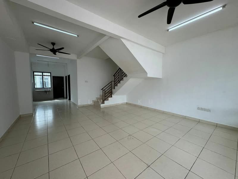 2-storey Terraced House for Sale in Senai (Johor) - Elvis Ku - Living Room - PropertyGuru.com.my