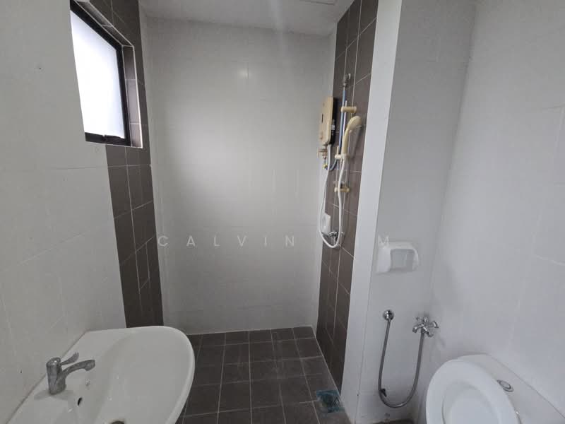 Kondominium untuk Disewa di T-Parkland - Calvin Lim - Bathroom - PropertyGuru.com.my