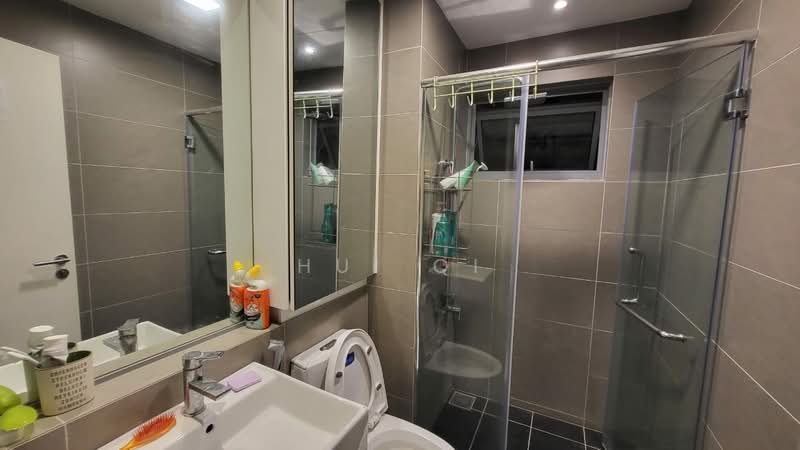 Condominium for Rent at Lakefront Residence - Hui Qi - Bathroom - PropertyGuru.com.my