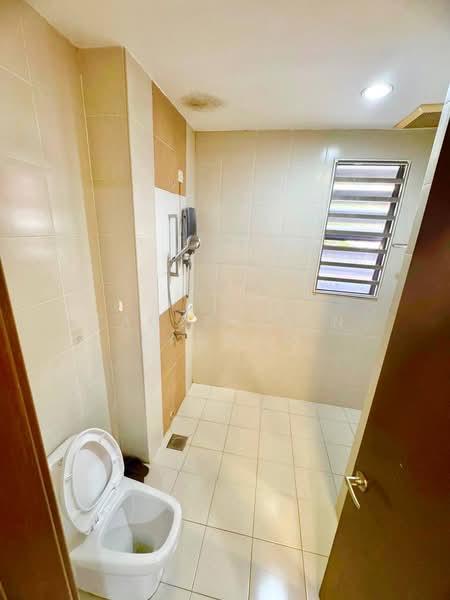2-storey Terraced House for Sale in Alam Impian (Shah Alam) - Fauzan bin Sahrom - Bathroom - PropertyGuru.com.my