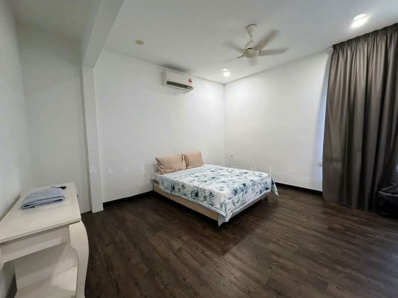 Rumah Banglo untuk Dijual di Minden Heights (Gelugor) - Alisson Chew - Bedroom - PropertyGuru.com.my