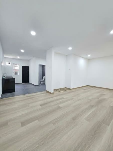 2-storey Terraced House for Sale in Taman Puteri Wangsa (Ulu Tiram) - Ivy Low - Interior - PropertyGuru.com.my