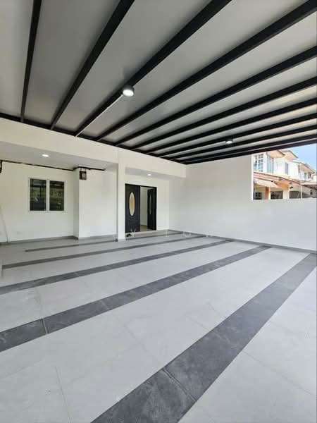 2-storey Terraced House for Sale in Taman Puteri Wangsa (Ulu Tiram) - Ivy Low - Entrance - PropertyGuru.com.my
