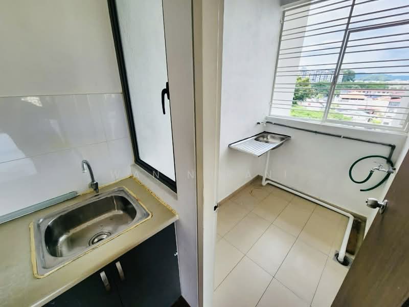 Service Residence for Sale at Seasons Garden Residences - Wan Nurani - Interior - PropertyGuru.com.my