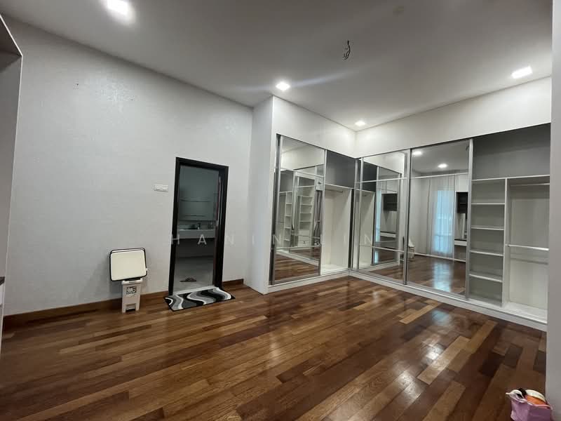 Rumah Banglo untuk Disewa di Ukay Bistari (Ulu Kelang) - Hanin Lin - Bedroom - PropertyGuru.com.my