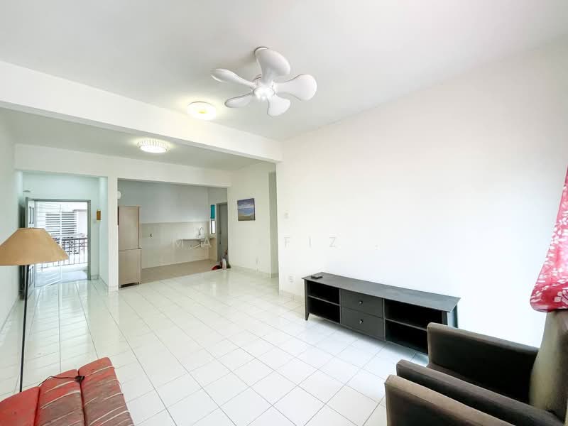 Condominium for Sale at Saujana Aster - Mahafiz . - Living Room - PropertyGuru.com.my