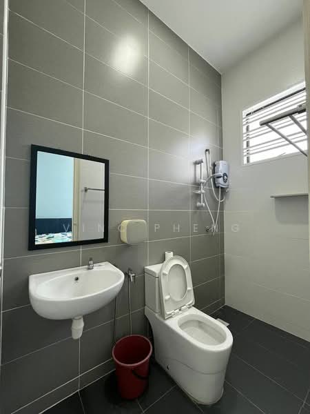 Rumah Berkembar untuk Dijual di Taman Ozana Impian (Bukit Katil) - Vinc Pheng - Bathroom - PropertyGuru.com.my