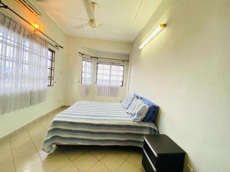 Rumah Banglo untuk Dijual di Sungai Buloh (Selangor) - Dinie Akmal - Bedroom - PropertyGuru.com.my