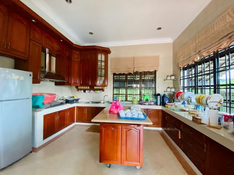 Rumah Banglo untuk Dijual di Sungai Buloh (Selangor) - Dinie Akmal - Kitchen - PropertyGuru.com.my