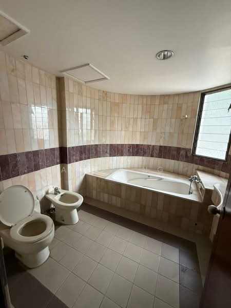 Residential Land for Sale in Tanjung Bungah (Penang) - Aster Ng - Bathroom - PropertyGuru.com.my