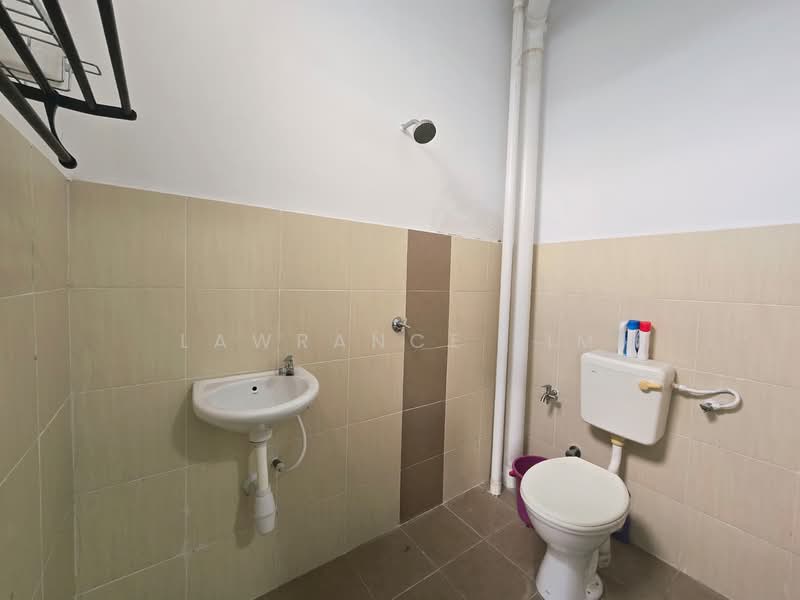 Apartment for Rent at Pertam Jaya Idaman - Lawrance Lim - Bathroom - PropertyGuru.com.my