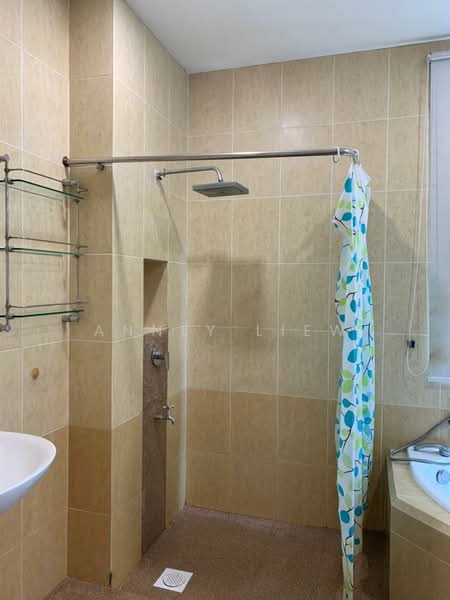 Semi-Detached House for Sale in Austin Heights (Tebrau) - Annly Liew - Bathroom - PropertyGuru.com.my