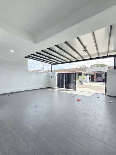 Rumah Teres 1 Tingkat untuk Dijual di Taman Puteri Wangsa (Ulu Tiram) - Ivy Low - Exterior - PropertyGuru.com.my