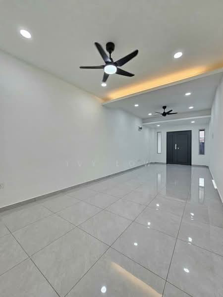 Rumah Teres 1 Tingkat untuk Dijual di Taman Puteri Wangsa (Ulu Tiram) - Ivy Low - Living Room - PropertyGuru.com.my