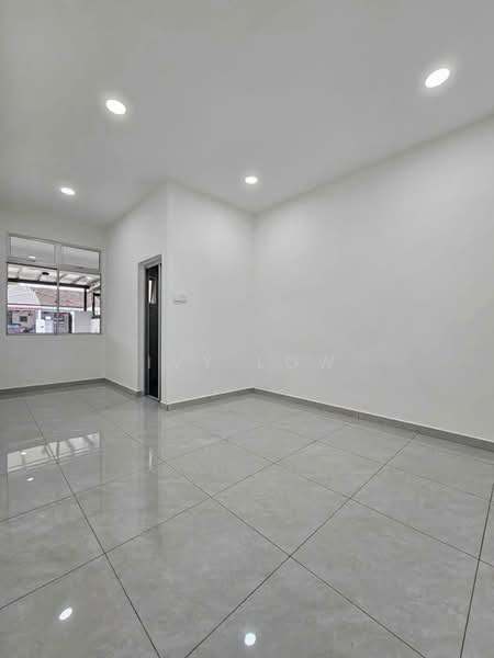 Rumah Teres 1 Tingkat untuk Dijual di Taman Puteri Wangsa (Ulu Tiram) - Ivy Low - Interior - PropertyGuru.com.my