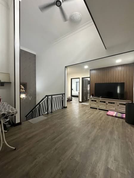 2-storey Terraced House for Rent in Taman Damansara Aliff (Tampoi) - Victor Lee - Living Room - PropertyGuru.com.my