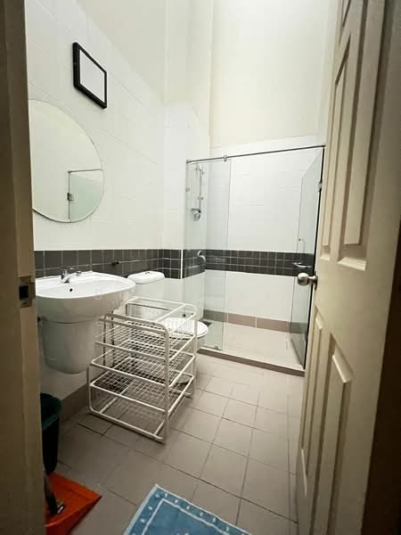 3-storey Terraced House for Rent in Desa Parkcity (Kuala Lumpur) - Bing Cher - Bathroom - PropertyGuru.com.my