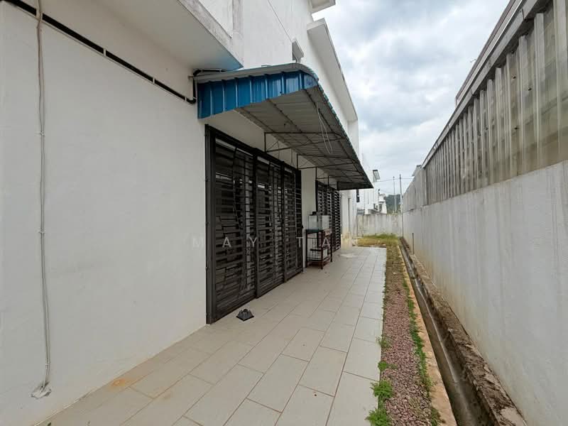 2-storey Terraced House for Sale in Bandar Seri Impian (Kluang) - May Tan - Exterior - PropertyGuru.com.my