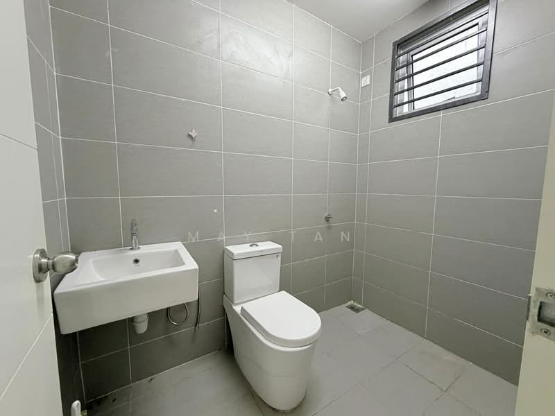 2-storey Terraced House for Sale in Bandar Seri Impian (Kluang) - May Tan - Bathroom - PropertyGuru.com.my