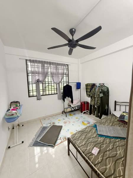 Apartment for Sale at Vista Seri Alam - Ivy Low - Bedroom - PropertyGuru.com.my