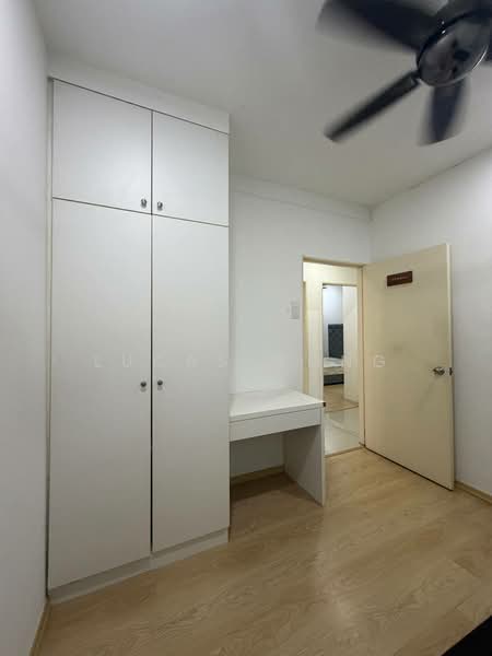 Servis Apartment untuk Dijual di Larkin Heights - Lucas Wong - Bedroom - PropertyGuru.com.my