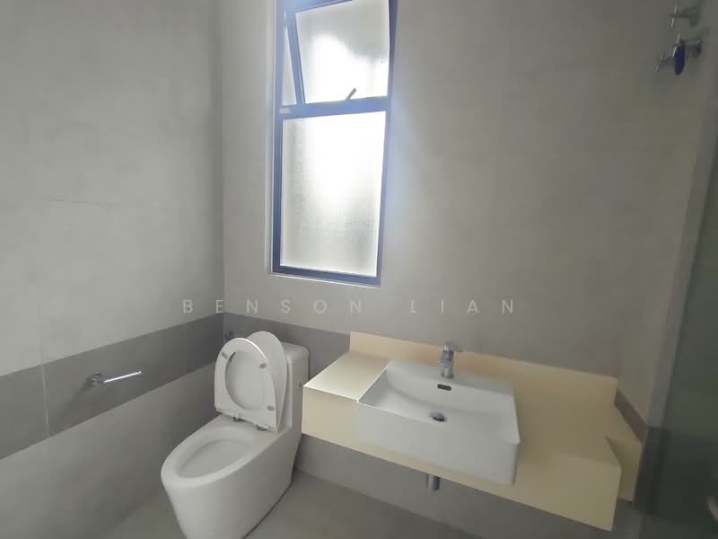 Rumah Teres 2 Tingkat untuk Dijual di Sungai Buloh (Selangor) - Benson Lian - Bathroom - PropertyGuru.com.my