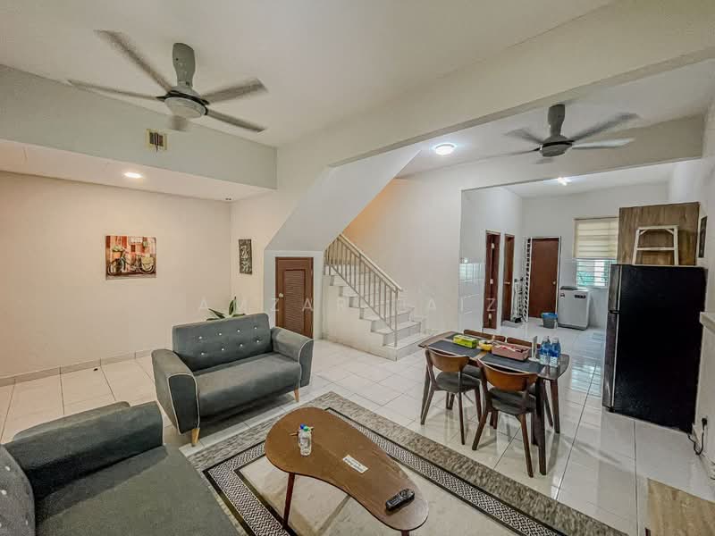 2-storey Terraced House for Sale in Puncak Alam (Selangor) - Amzar Faiz - Living Room - PropertyGuru.com.my