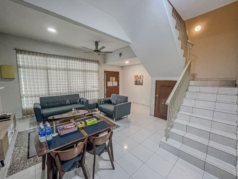 2-storey Terraced House for Sale in Puncak Alam (Selangor) - Amzar Faiz - Living Room - PropertyGuru.com.my