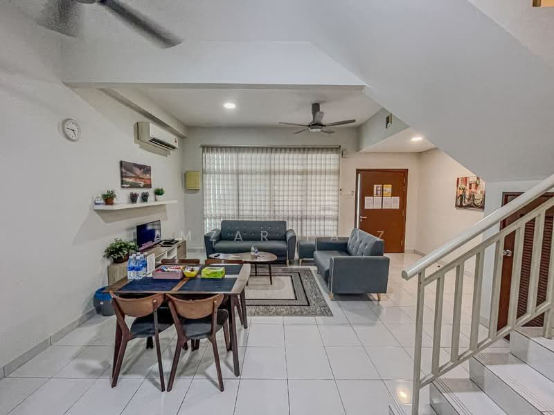2-storey Terraced House for Sale in Puncak Alam (Selangor) - Amzar Faiz - Living Room - PropertyGuru.com.my