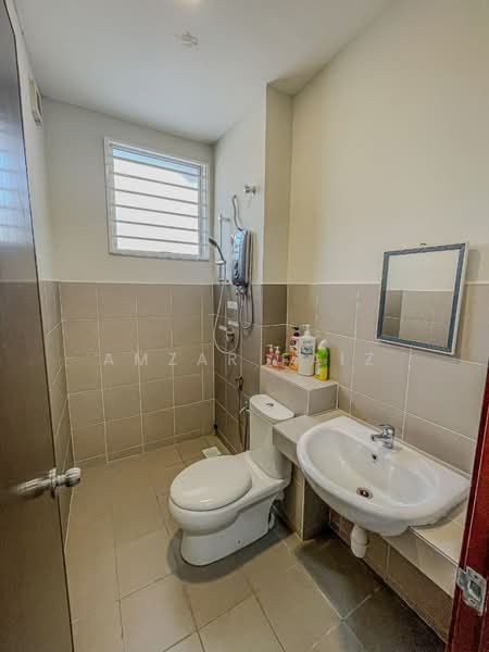 2-storey Terraced House for Sale in Puncak Alam (Selangor) - Amzar Faiz - Bathroom - PropertyGuru.com.my