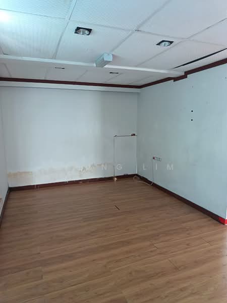 Shop for Rent in Tanjung Tokong (Penang) - Yihang Lim - Interior - PropertyGuru.com.my