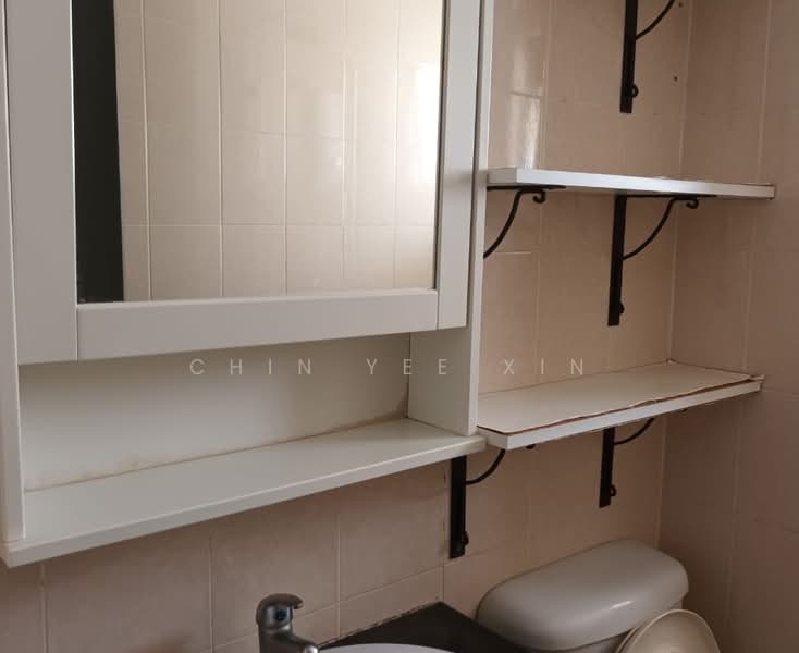 Service Residence for Sale at Dorchester - Chin Yee Xin - Bathroom - PropertyGuru.com.my