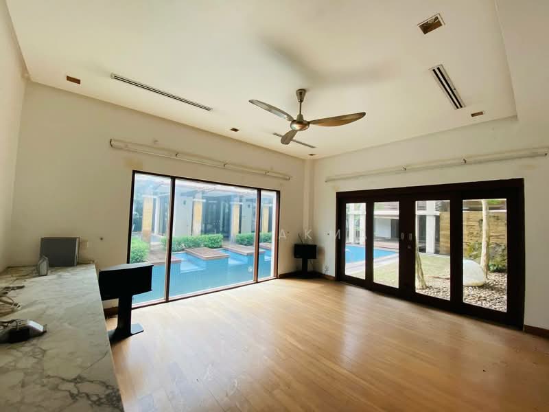 Rumah Banglo untuk Dijual di Shah Alam (Selangor) - Dinie Akmal - Living Room - PropertyGuru.com.my