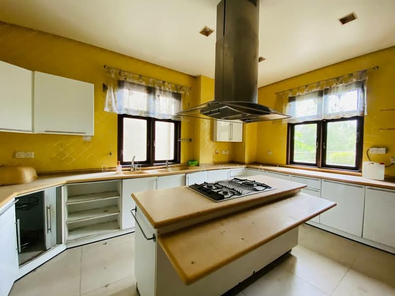 Rumah Banglo untuk Dijual di Shah Alam (Selangor) - Dinie Akmal - Kitchen - PropertyGuru.com.my