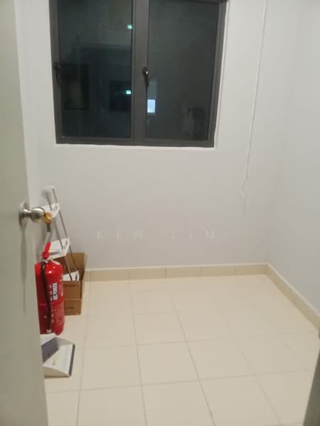 Servis Apartment untuk Disewa di Traders Garden @ Cheras Selatan - Ken Lim - Study Room - PropertyGuru.com.my