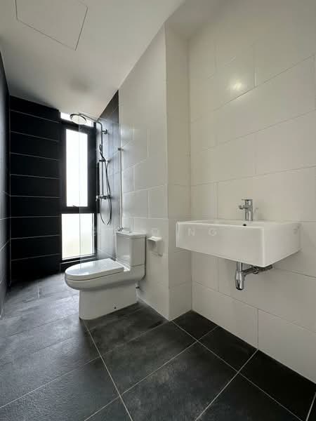 Kondominium untuk Dijual di Dua Menjalara - Echo Ng - Bathroom - PropertyGuru.com.my