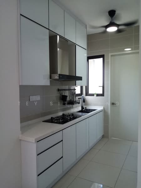Townhouse for Sale in Puchong (Selangor) - Tey Siew Zing - Kitchen - PropertyGuru.com.my
