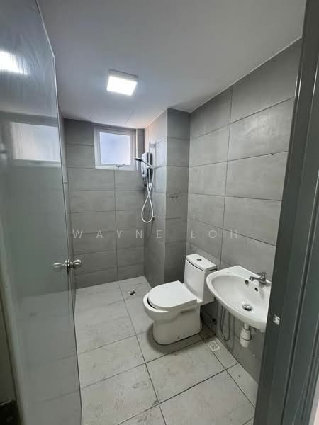 Servis Apartment untuk Dijual di Metropol - Wayne Loh - Bathroom - PropertyGuru.com.my