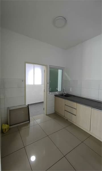 Kondominium untuk Dijual di The Holmes 1 - Kweenie Chong - PropertyGuru.com.my