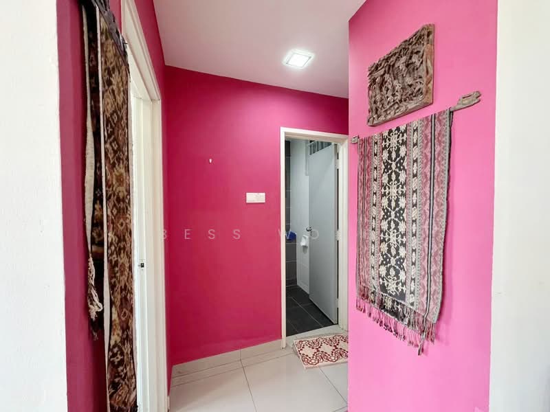 Service Residence for Sale at D'Ambience Residences (Pangsapuri Ikatan Flora) - Bess Wong - Corridor - PropertyGuru.com.my