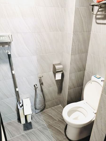 Flat for Sale at Lavender Park - Jeff Tan - Bathroom - PropertyGuru.com.my