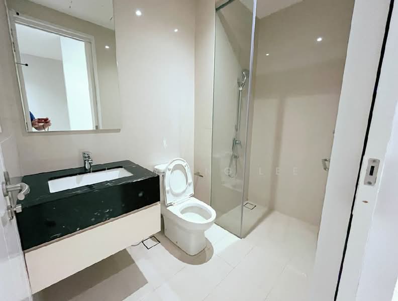 Service Residence for Rent at Pavilion Ceylon Hill - Jia Yirng Lee - Bathroom - PropertyGuru.com.my