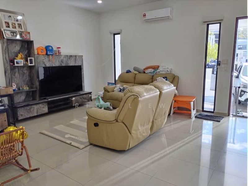 Rumah Teres 2 Tingkat untuk Dijual di Kajang (Selangor) - Rion Liew - Living Room - PropertyGuru.com.my