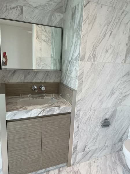 Servis Apartment untuk Disewa di Le Nouvel KLCC - Ho Suet Jing - Bathroom - PropertyGuru.com.my