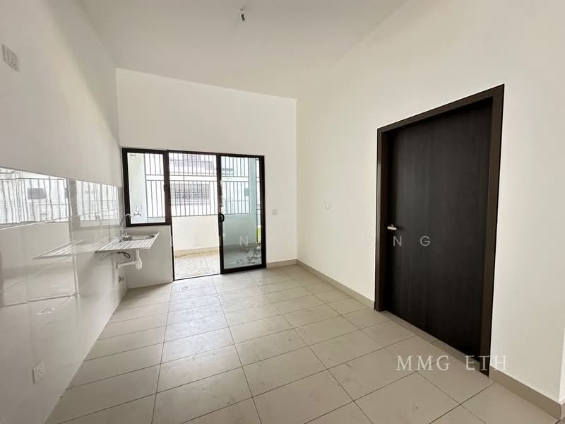 2-storey Terraced House for Sale in Bandar Bukit Raja (Klang) - Adeline Foong - Kitchen - PropertyGuru.com.my