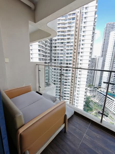 Kondominium untuk Dijual di Amberside @ Country Garden Danga Bay - Jensen Goh - Balcony - PropertyGuru.com.my
