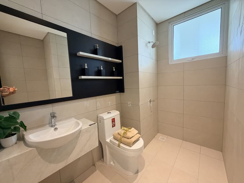 Service Residence for Sale at Vista Tiara (MBW Bay) - Nat Sin - Bathroom - PropertyGuru.com.my